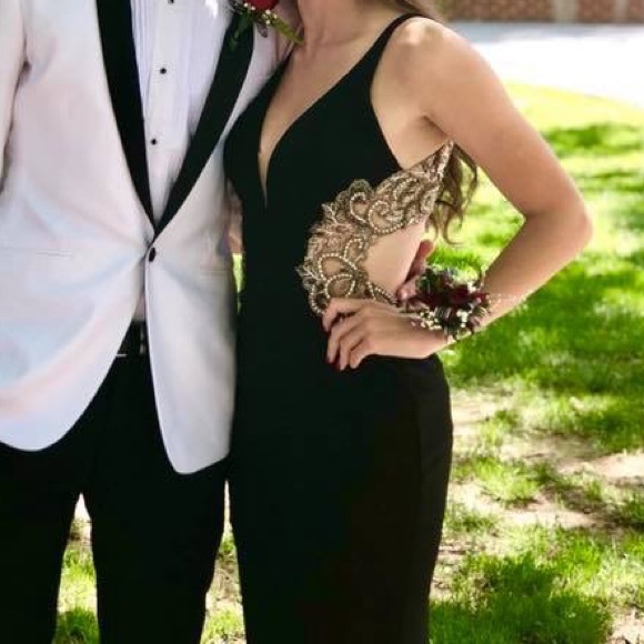 BLACK PROM DRESS - Picture 6 of 8